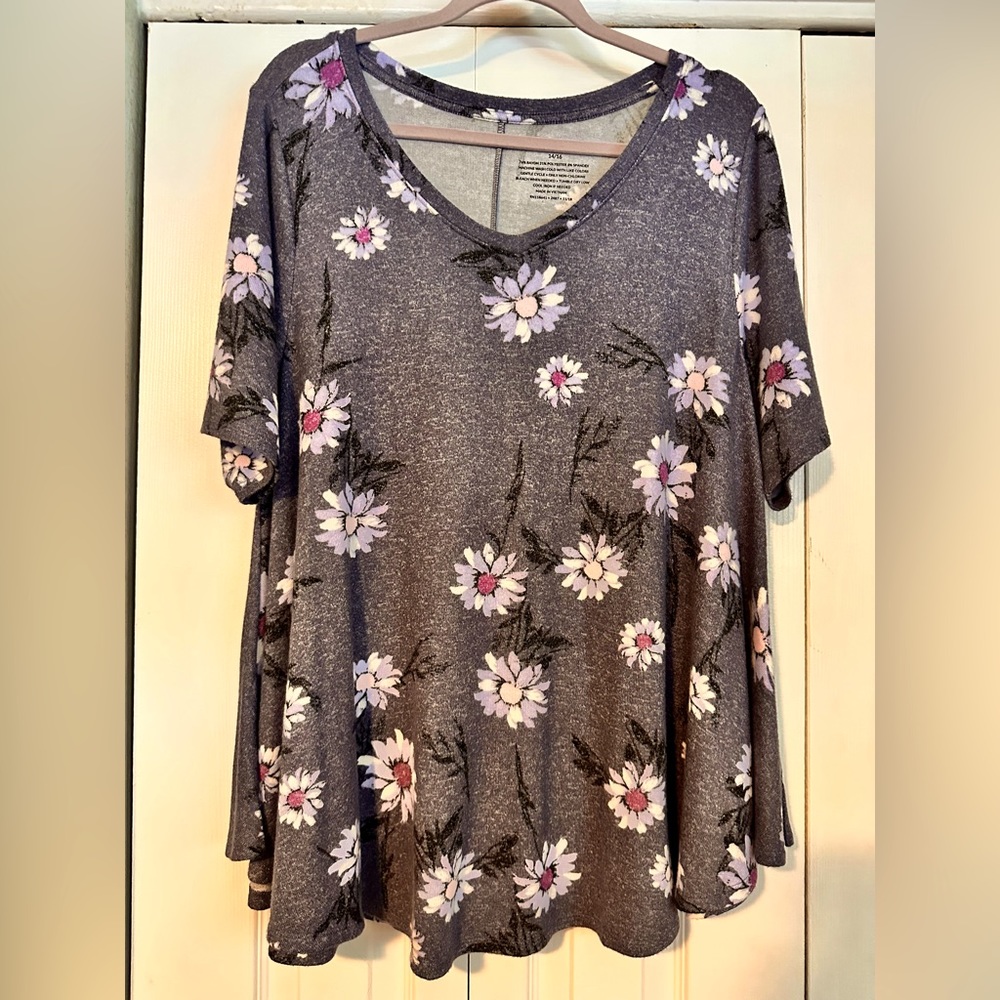 Lane Bryant women’s soft tee.
